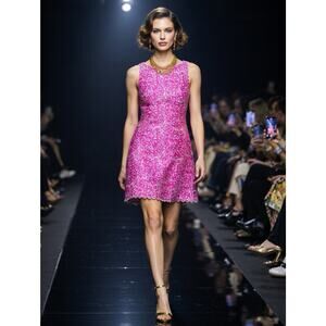 Lilly Pulitzer Size 6 Pink Floral Embroidered Shift Dress Cotton Preppy Summer